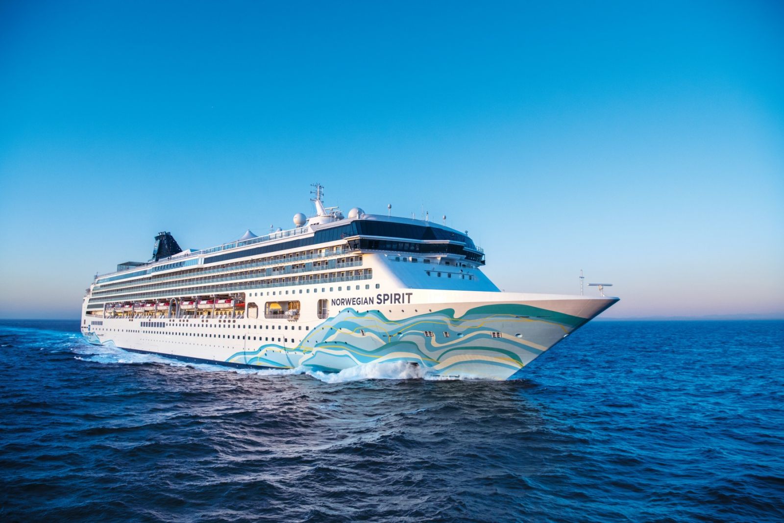 Norwegian Spirit auf See