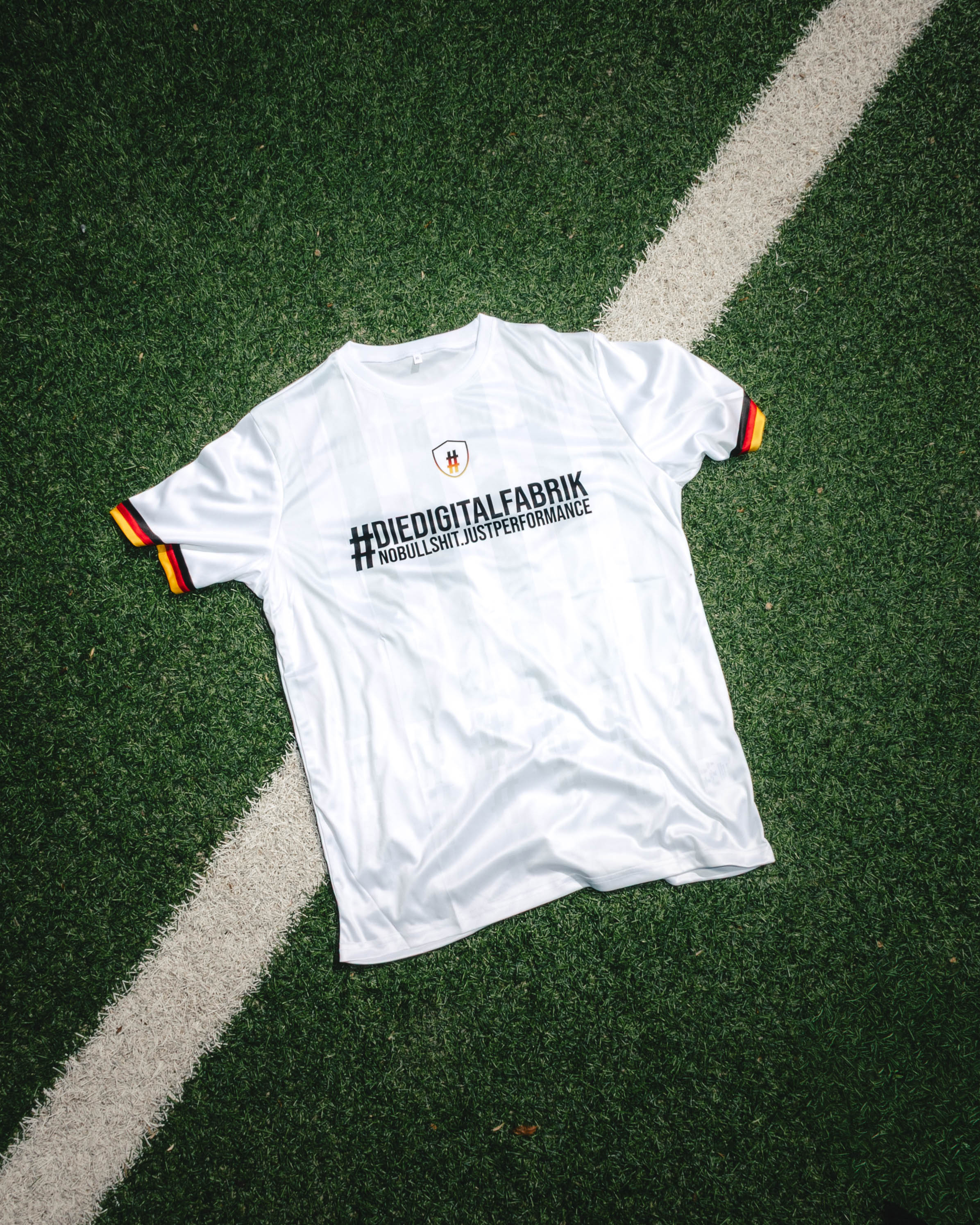 ⚽️ WM Trikot geschenkt, und Traumreise gewinnen ⚽️
